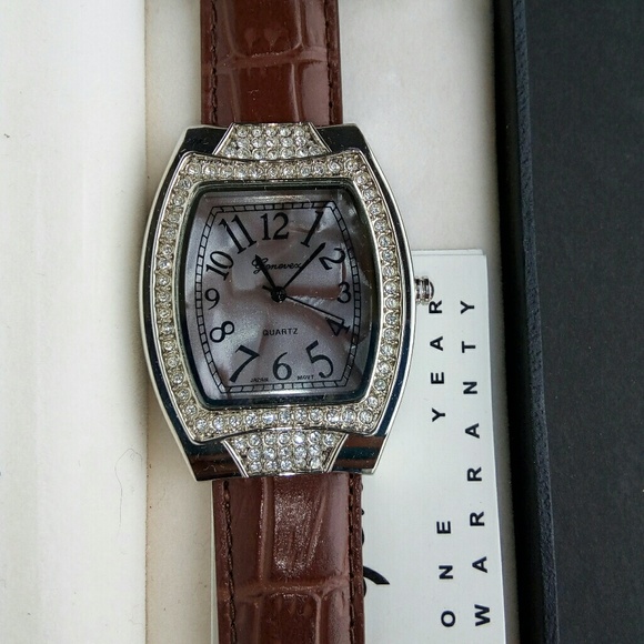 Genevex Quartz Watch - Picture 3 of 6